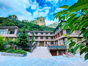 万仙山景区郭亮村贵宾园酒店